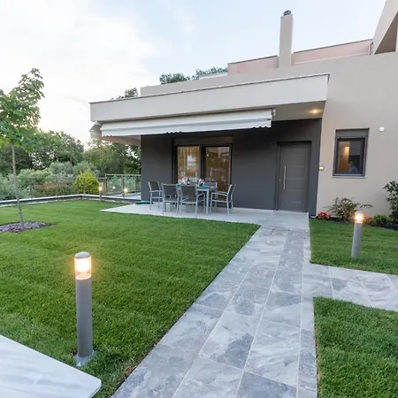 3 Doors Tatil Evi Nea Iraklitsa