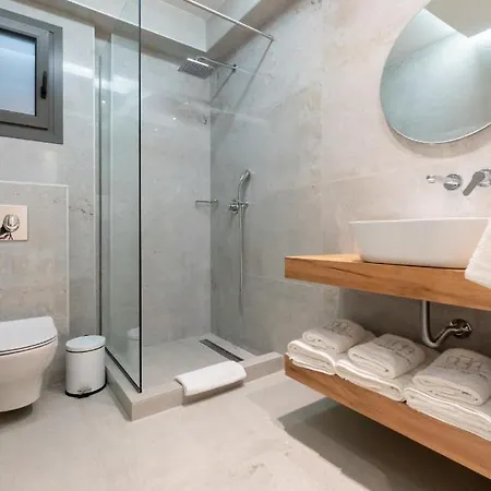 3 Doors Nea Iraklitsa