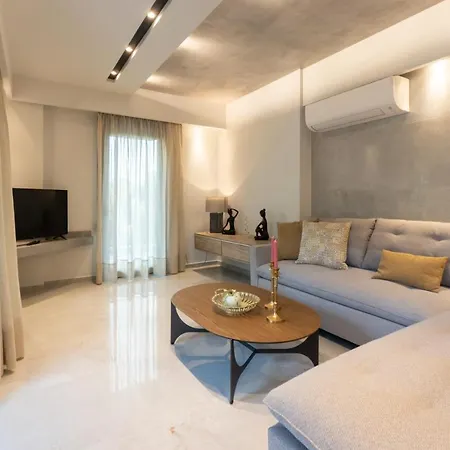 3 Doors Nea Iraklitsa