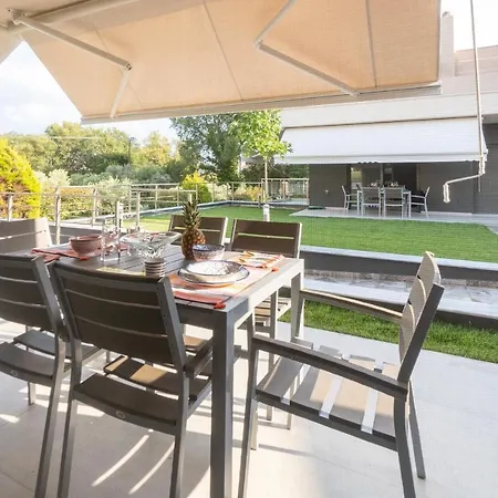 3 Doors * Nea Iraklitsa