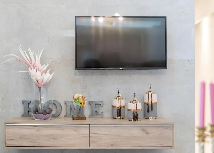 3 Doors Casa de Férias Nea Iraklitsa